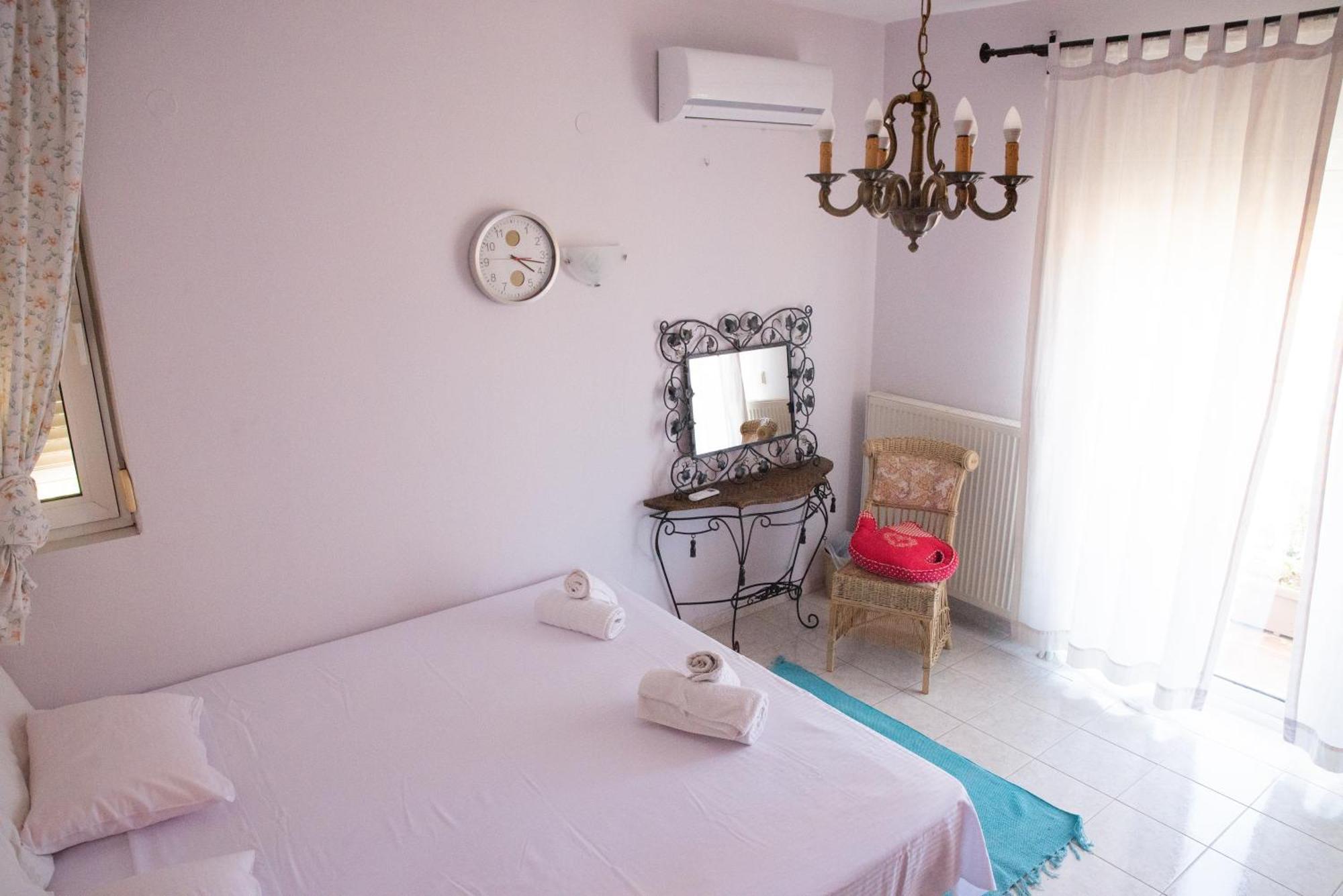 The Early Bird - Cosy 2-Floor House With Garden Βίλα Αλεξανδρούπολη Εξωτερικό φωτογραφία