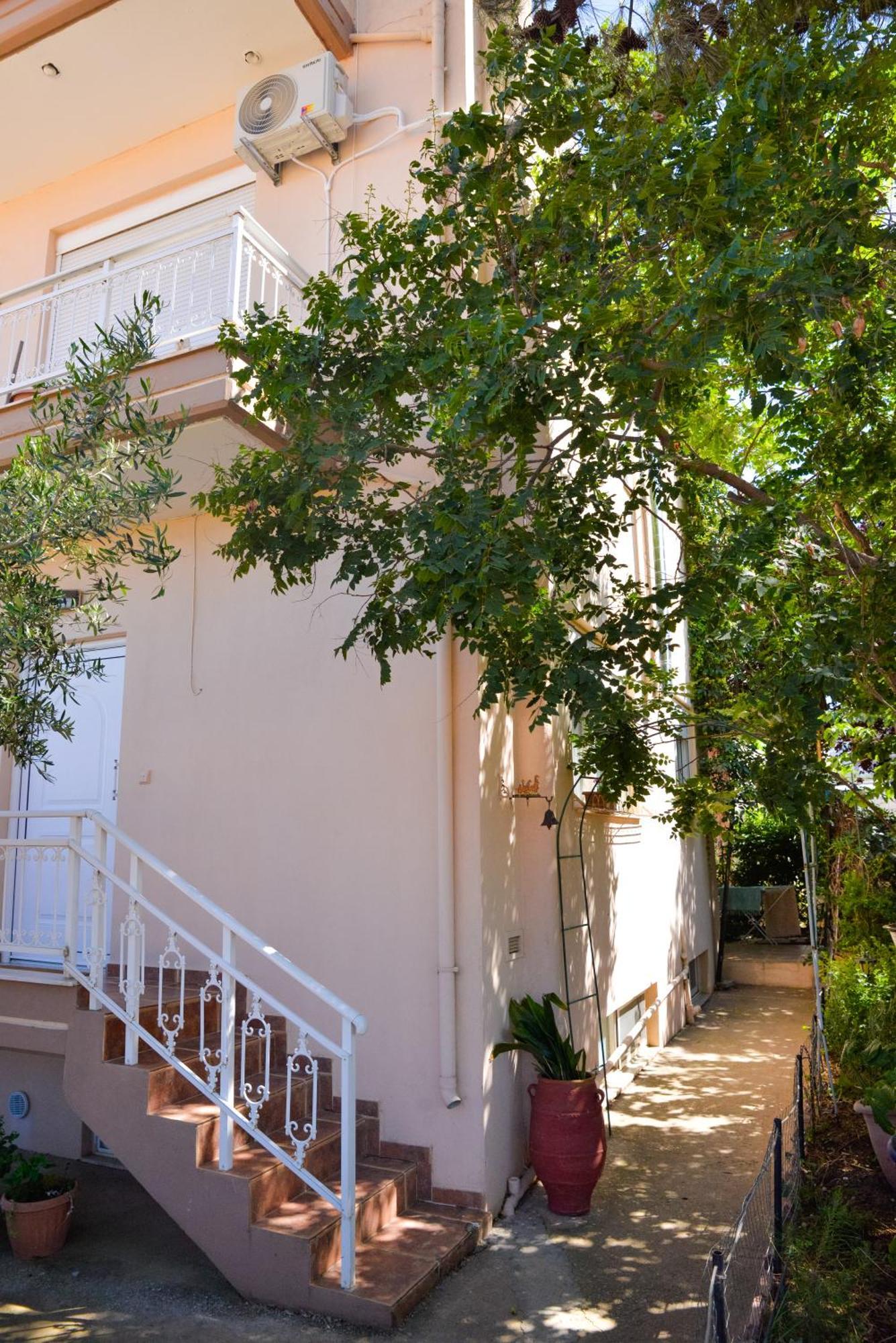 The Early Bird - Cosy 2-Floor House With Garden Βίλα Αλεξανδρούπολη Εξωτερικό φωτογραφία